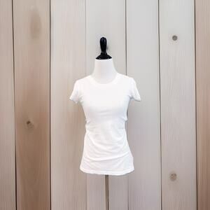 la made t shirt Women’s Size Small White Short Sleeve Basic Classic USA Cotton